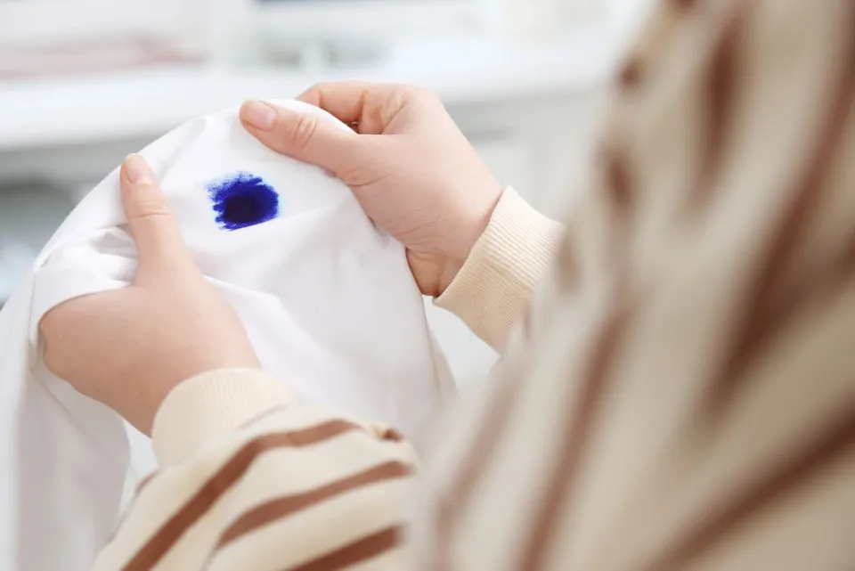 Como Tirar Mancha de Tinta de Tecido Delicado da Roupa